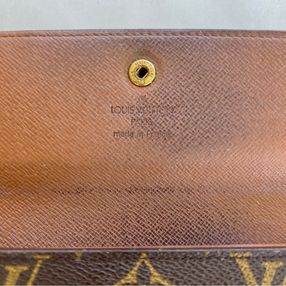 Louis Vuitton International Wallet - Picture 4 of 9